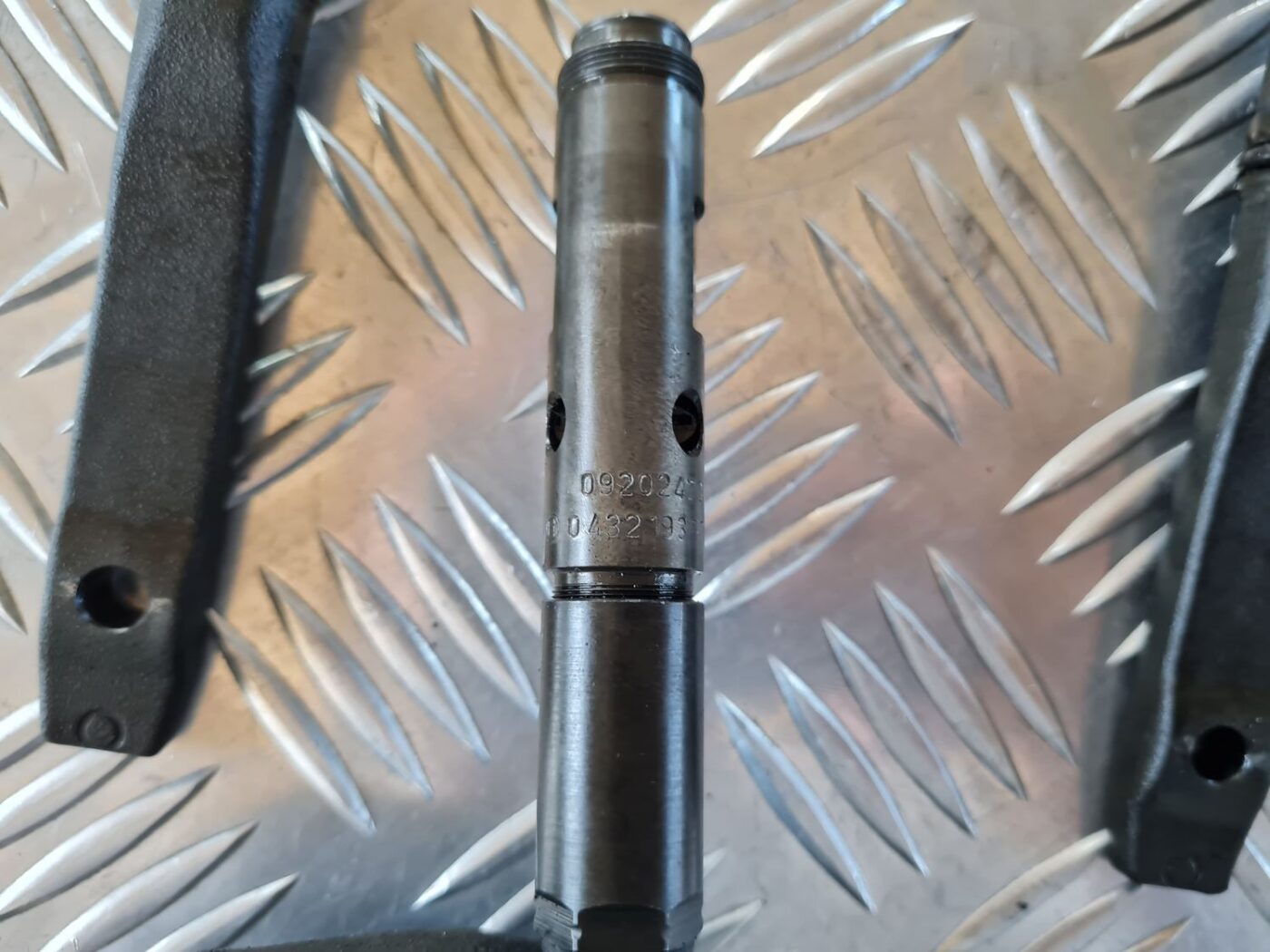 Degvielas smidzinātājs priekš SAAB 9-5 1999