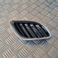 Bufera reste priekš SAAB 9-5 1999