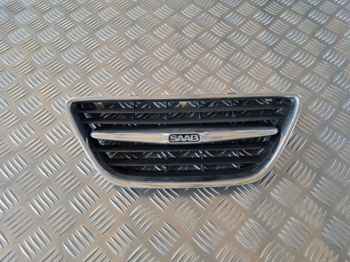 Bufera reste priekš SAAB 9-5 1999 1 Bufera reste priekš SAAB 9-5 1999