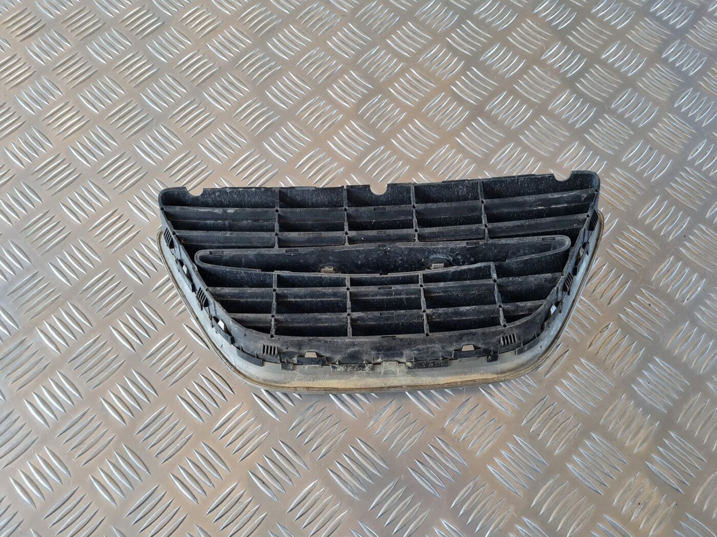 Bufera reste priekš SAAB 9-5 1999 4 Bufera reste priekš SAAB 9-5 1999