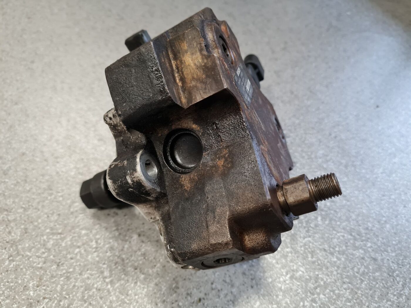 Augstspiediena degvielas sūknis priekš BMW 520D E60 2006 ENG.