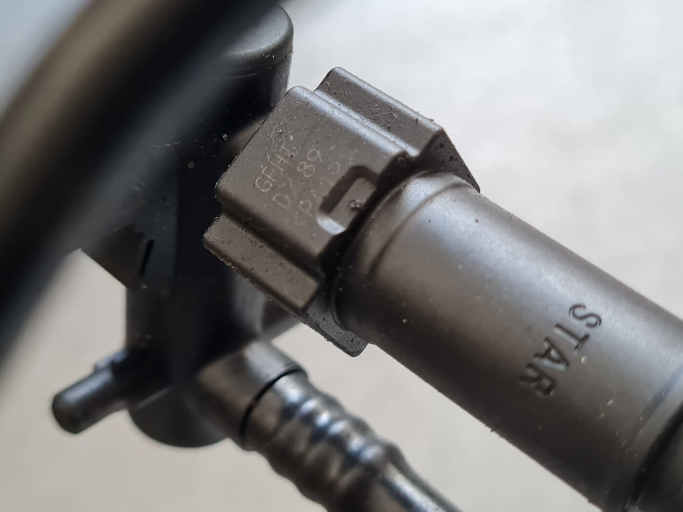 Degvielas atgriešanas caurule priekš FORD MONDEO 2007 3 Degvielas atgriešanas caurule priekš FORD MONDEO 2007