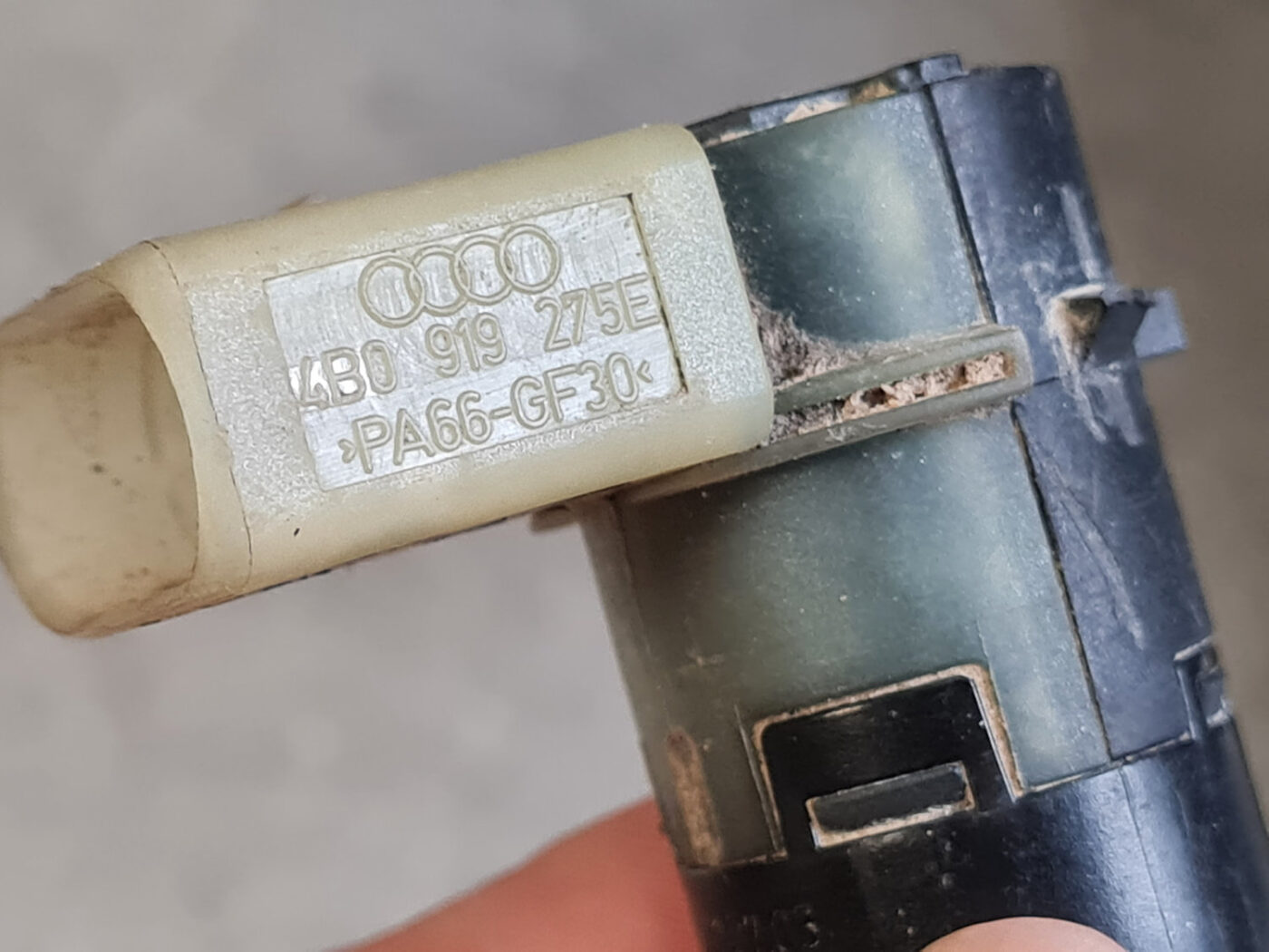 Parkošanās devējs priekš AUDI A6 AVANT 2003 5 Parkošanās devējs priekš AUDI A6 AVANT 2003