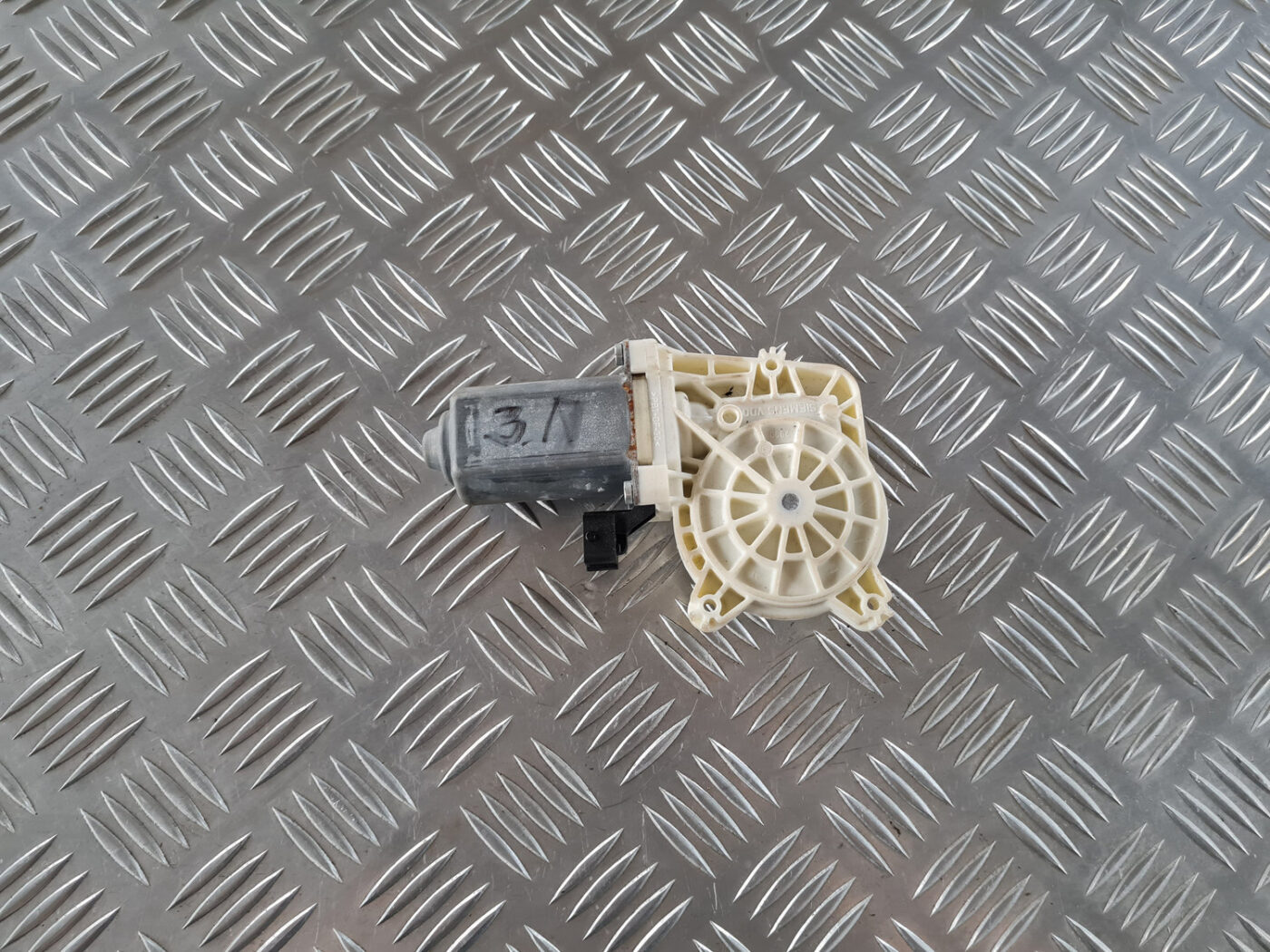 Elektrisko stiklu motors priekš SAAB 9-3 2009