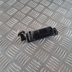 Mazgātāja šķidruma sūknis priekš SAAB 9-3 2009