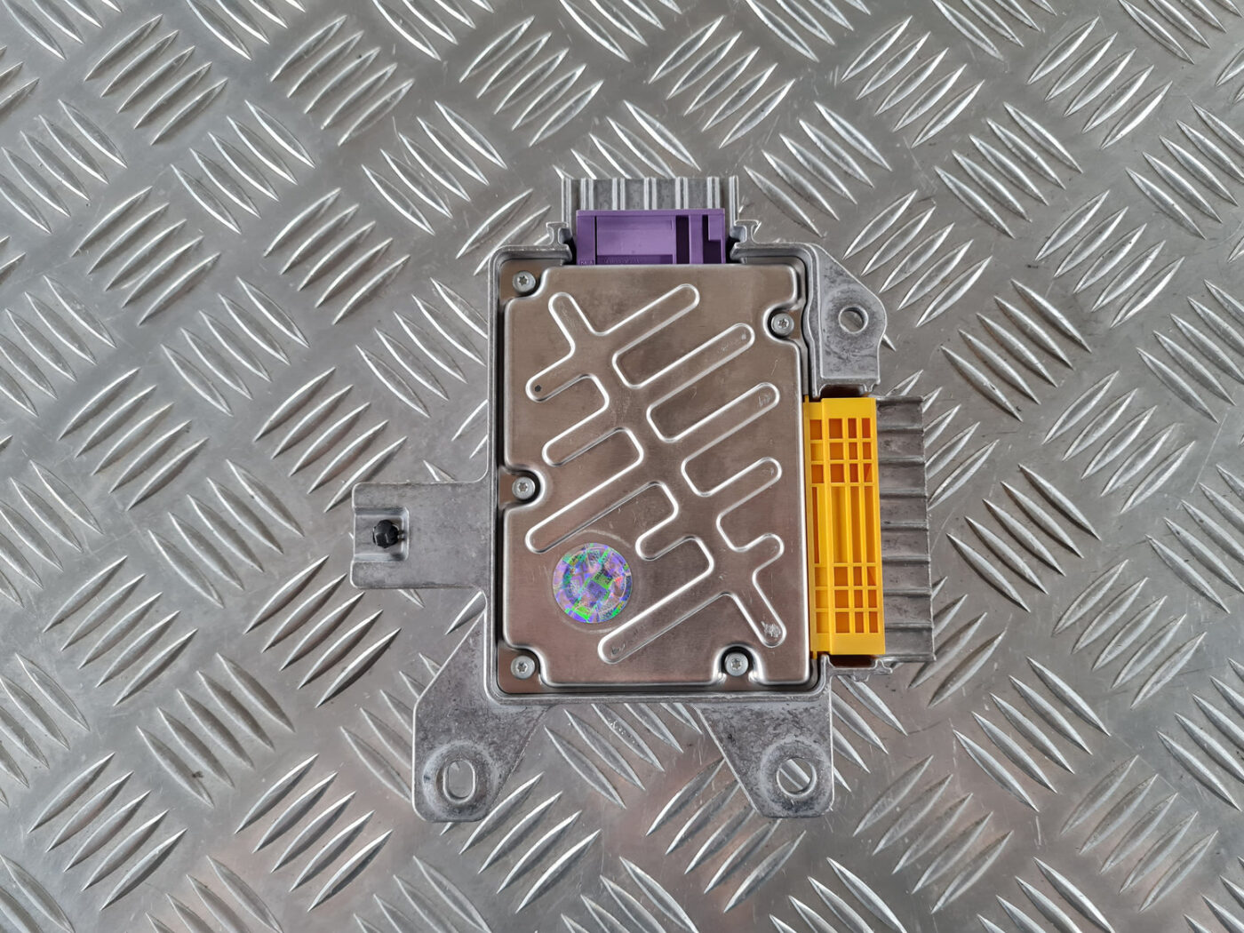 Drošības spilvena vadības bloks priekš SAAB 9-3 2009 5 Drošības spilvena vadības bloks priekš SAAB 9-3 2009