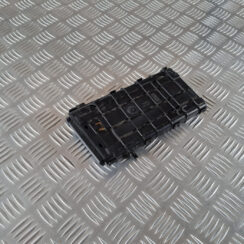 Krūzes turētājs priekš SAAB 9-3 2009