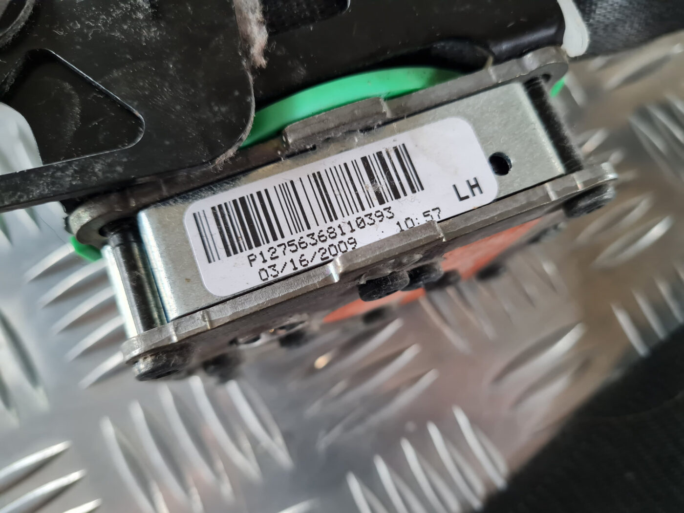 Priekšējā kreisā drošības josta priekš SAAB 9-3 2009