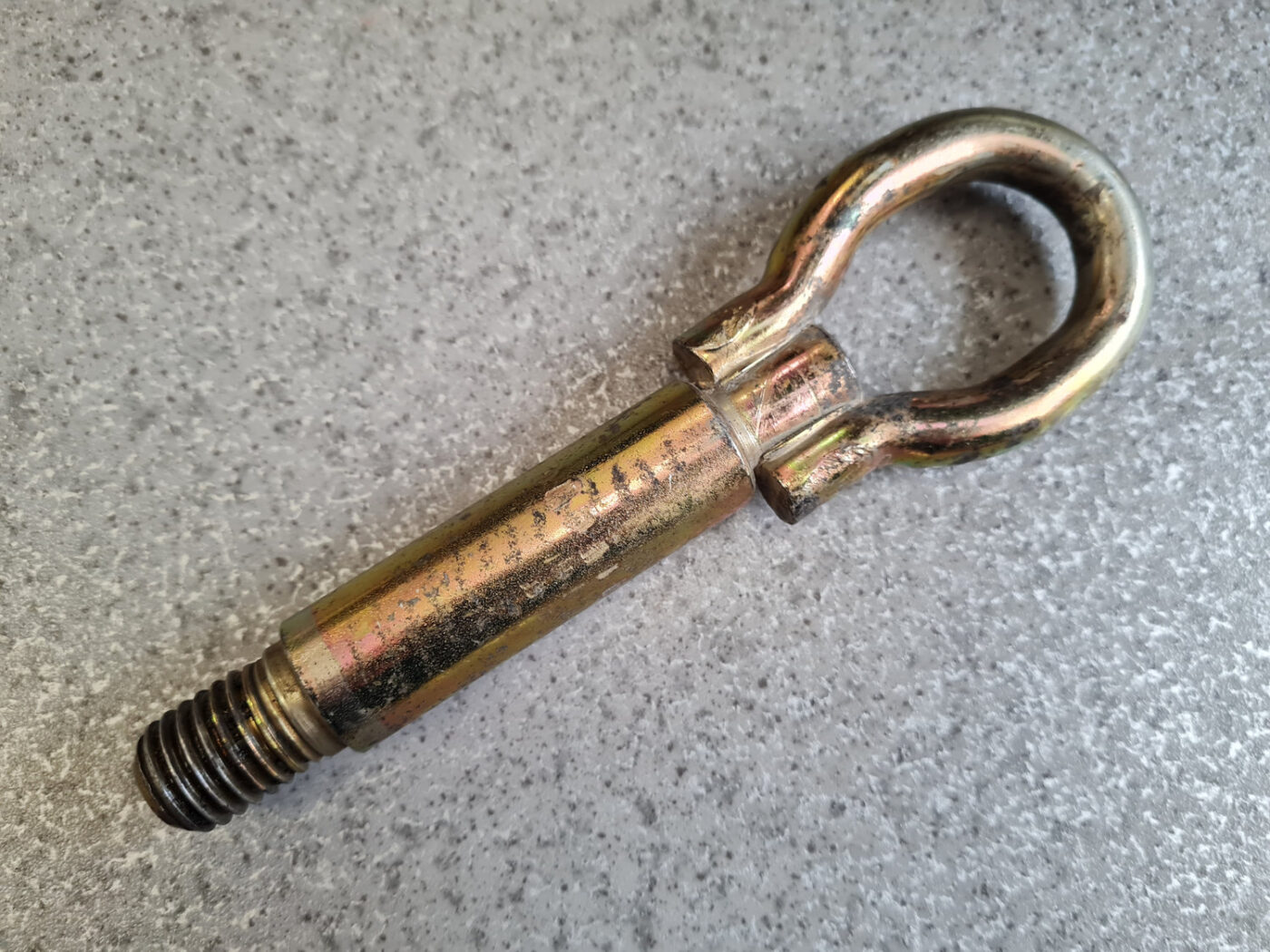 Vilkšanas āķis priekš VW POLO 2005 2 Vilkšanas āķis priekš VW POLO 2005