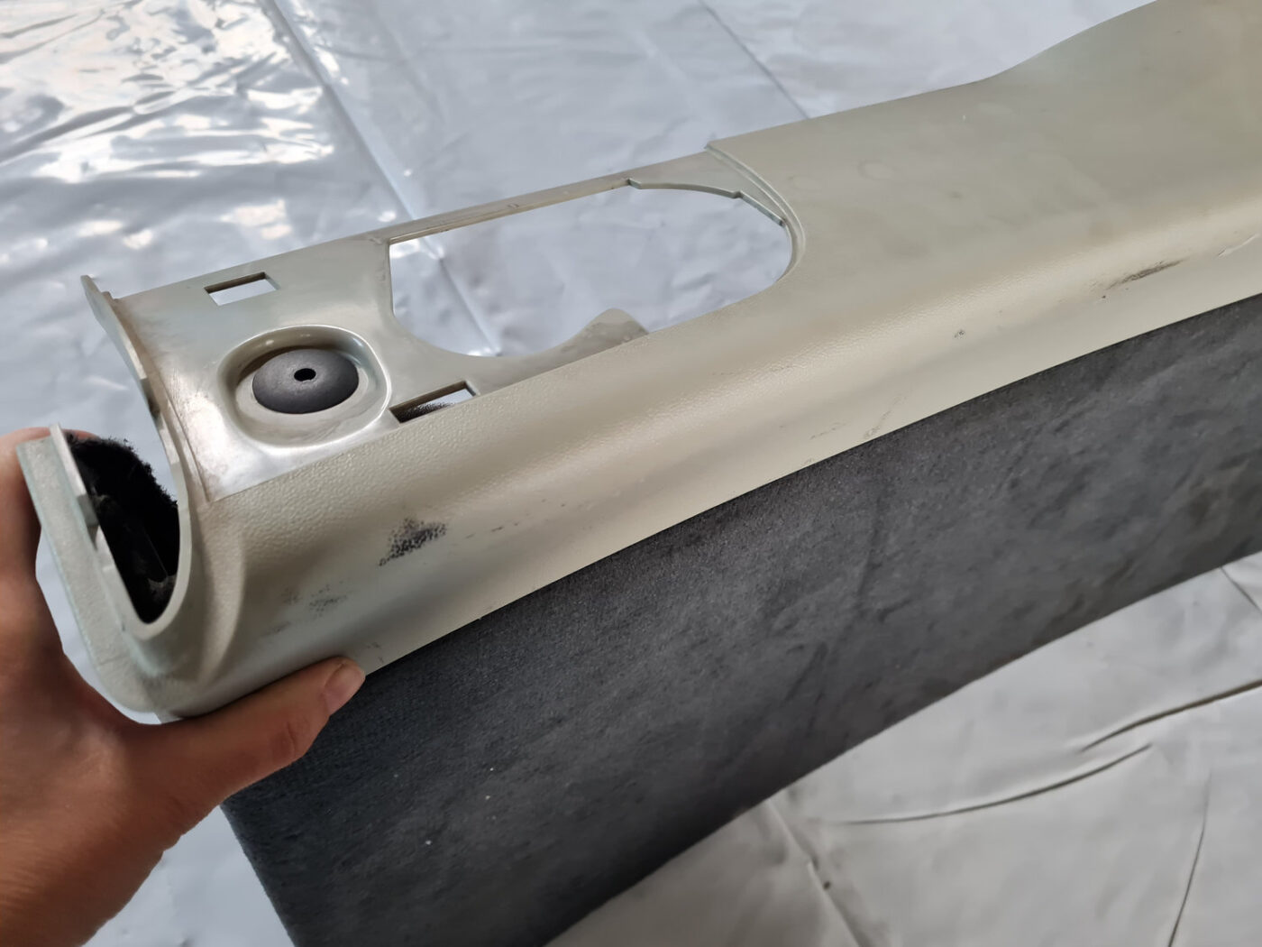 Bagāžnieka vāka liela apdare priekš SAAB 9-3 2009 7 Bagāžnieka vāka liela apdare priekš SAAB 9-3 2009