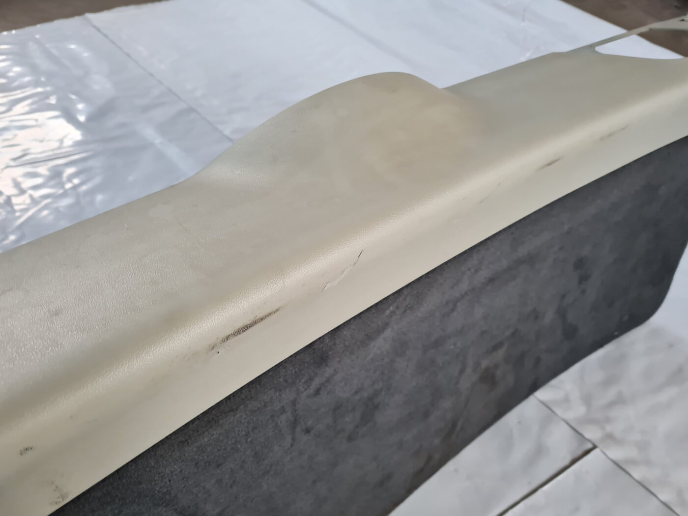 Bagāžnieka vāka liela apdare priekš SAAB 9-3 2009 6 Bagāžnieka vāka liela apdare priekš SAAB 9-3 2009