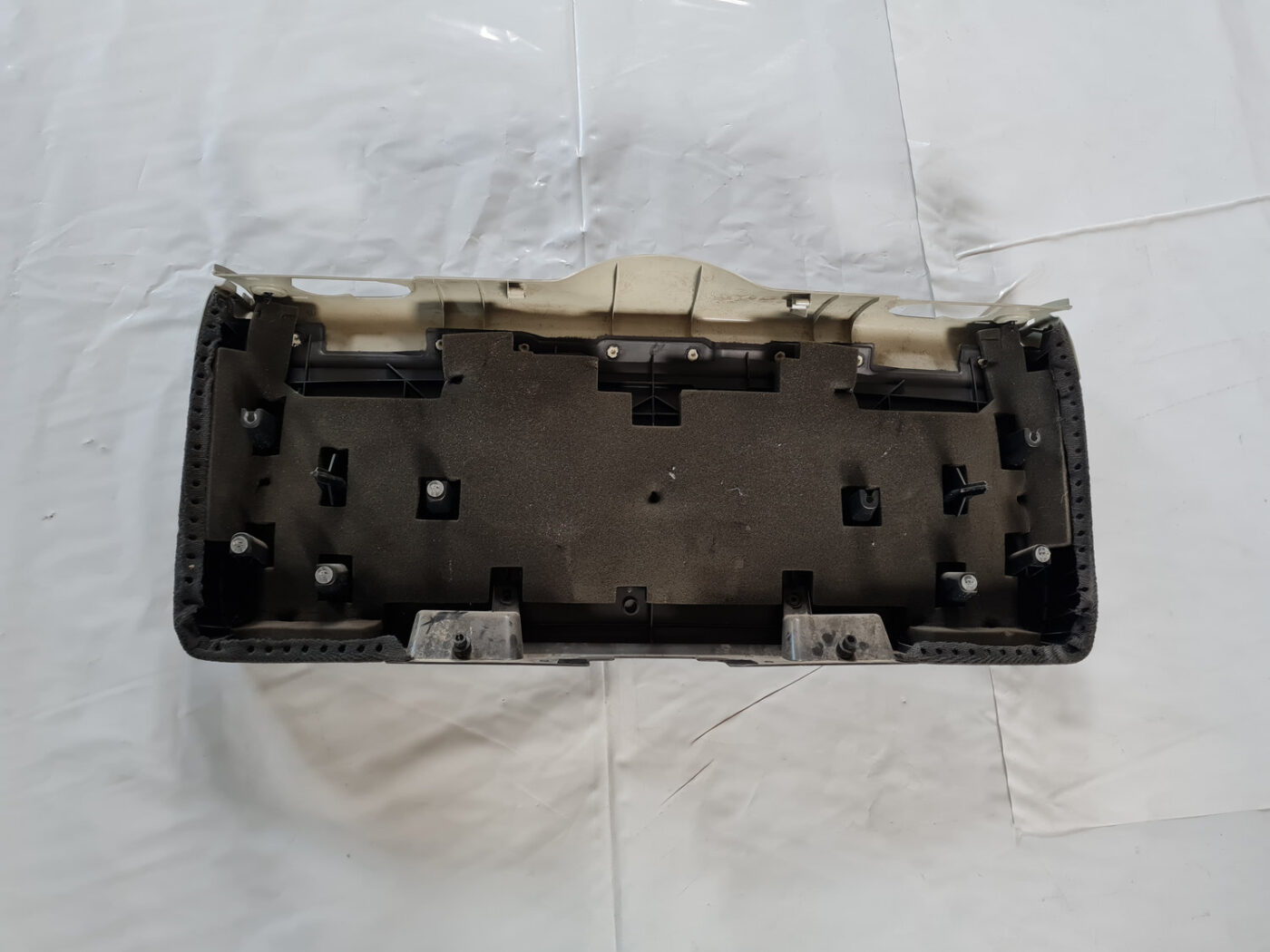 Bagāžnieka vāka liela apdare priekš SAAB 9-3 2009 4 Bagāžnieka vāka liela apdare priekš SAAB 9-3 2009