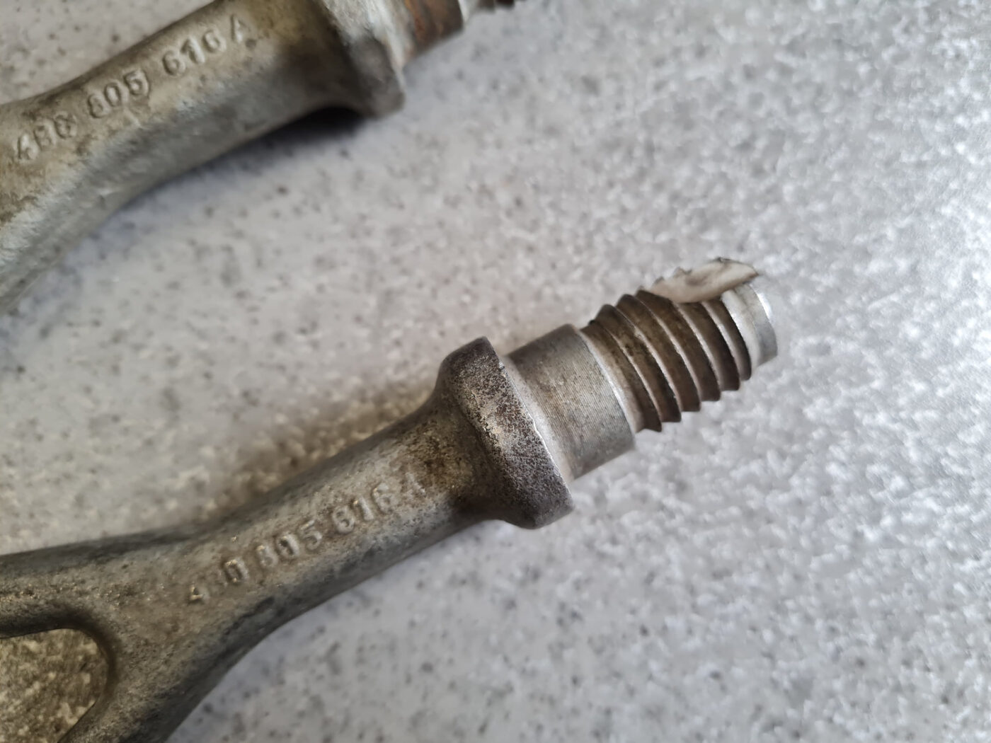 Vilkšanas āķis priekš AUDI A6 AVANT 2003 8 Vilkšanas āķis priekš AUDI A6 AVANT 2003