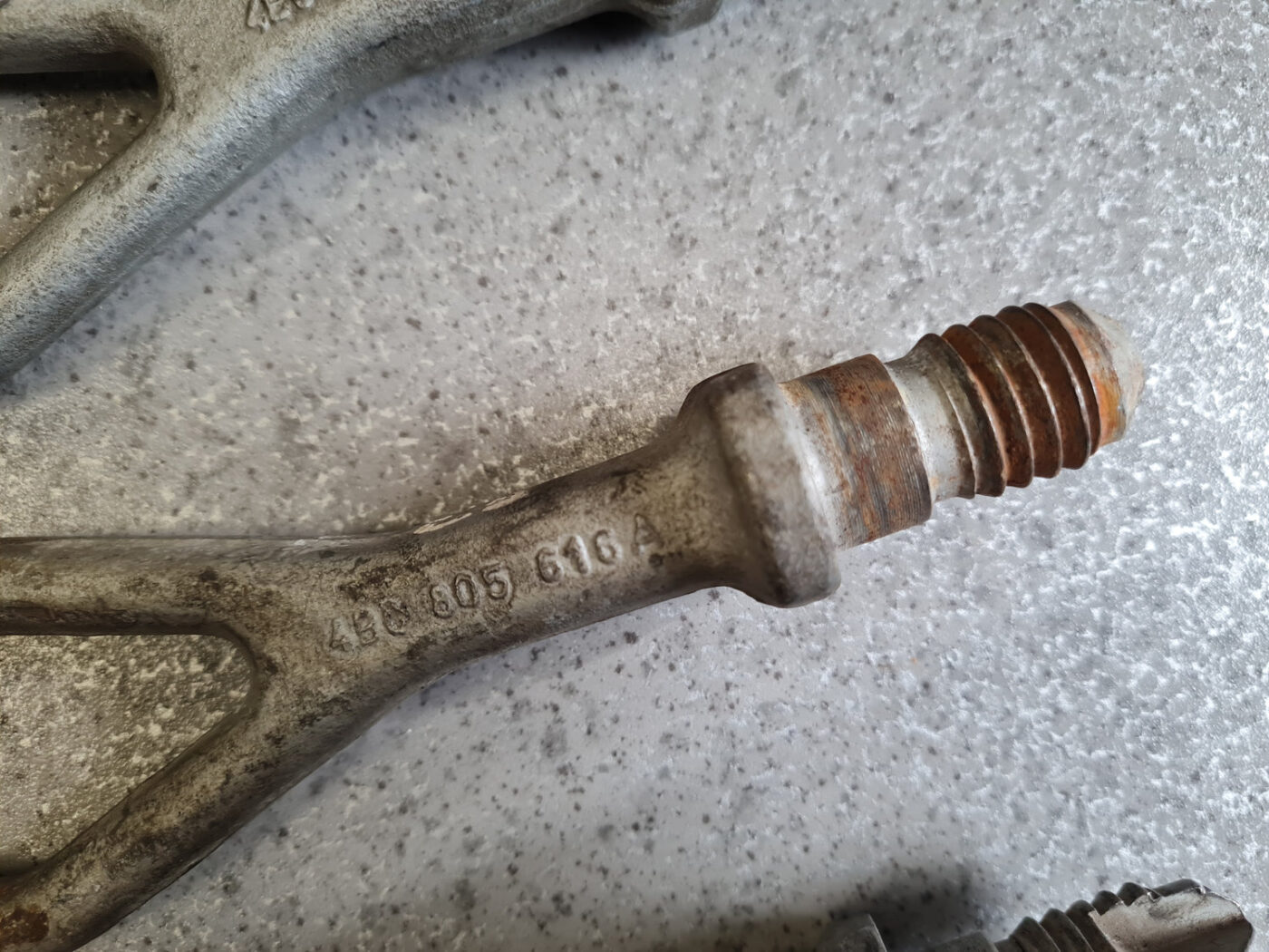 Vilkšanas āķis priekš AUDI A6 AVANT 2003 6 Vilkšanas āķis priekš AUDI A6 AVANT 2003