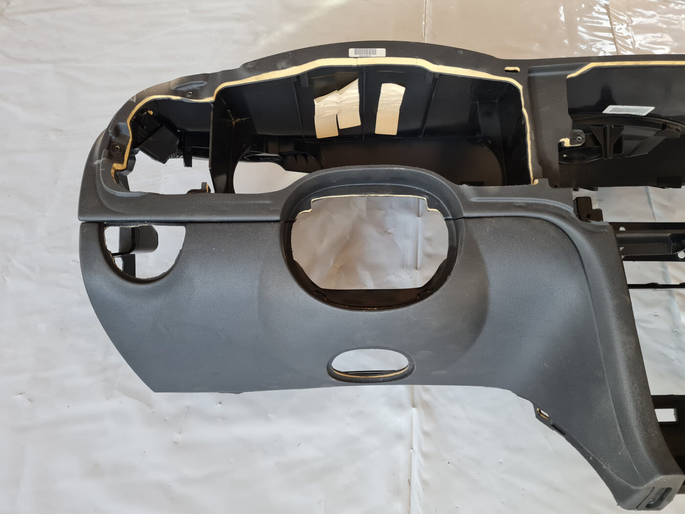 Mērinstrumentu panelis priekš SAAB 9-3 2009 2 Mērinstrumentu panelis priekš SAAB 9-3 2009