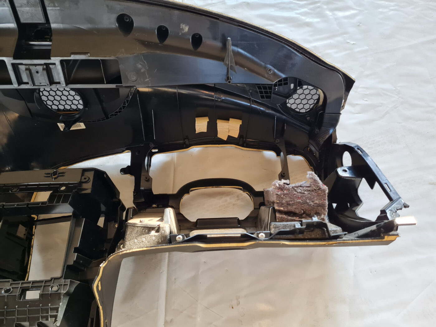 Mērinstrumentu panelis priekš SAAB 9-3 2009 4 Mērinstrumentu panelis priekš SAAB 9-3 2009