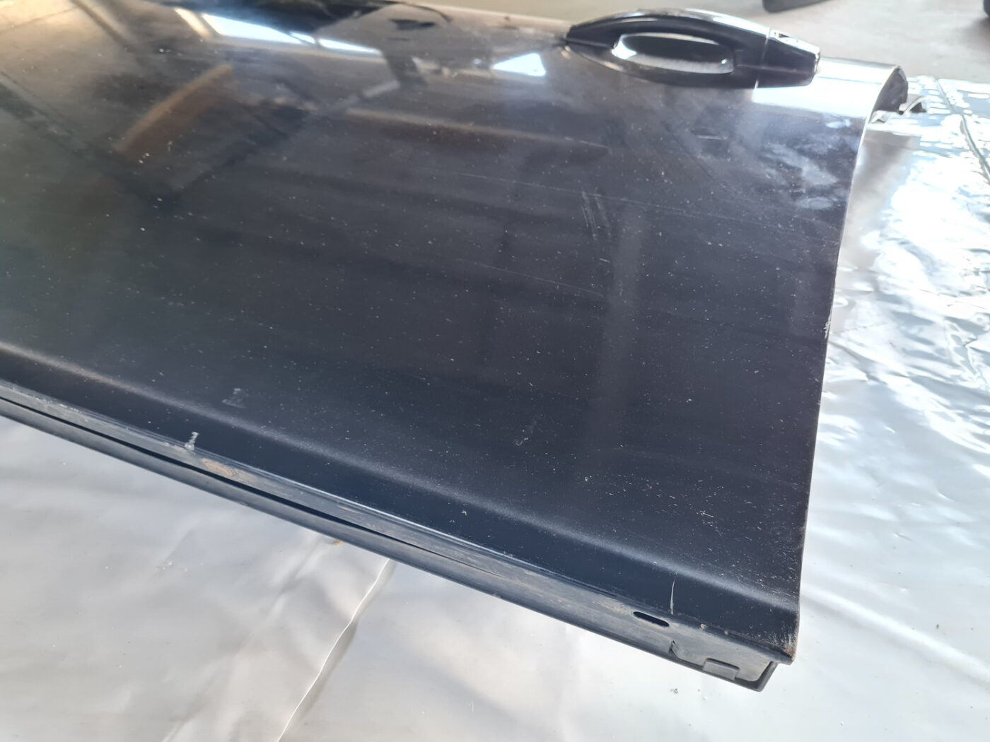 Priekšējās kreisās durvis priekš SAAB 9-3 2009 6 Priekšējās kreisās durvis priekš SAAB 9-3 2009