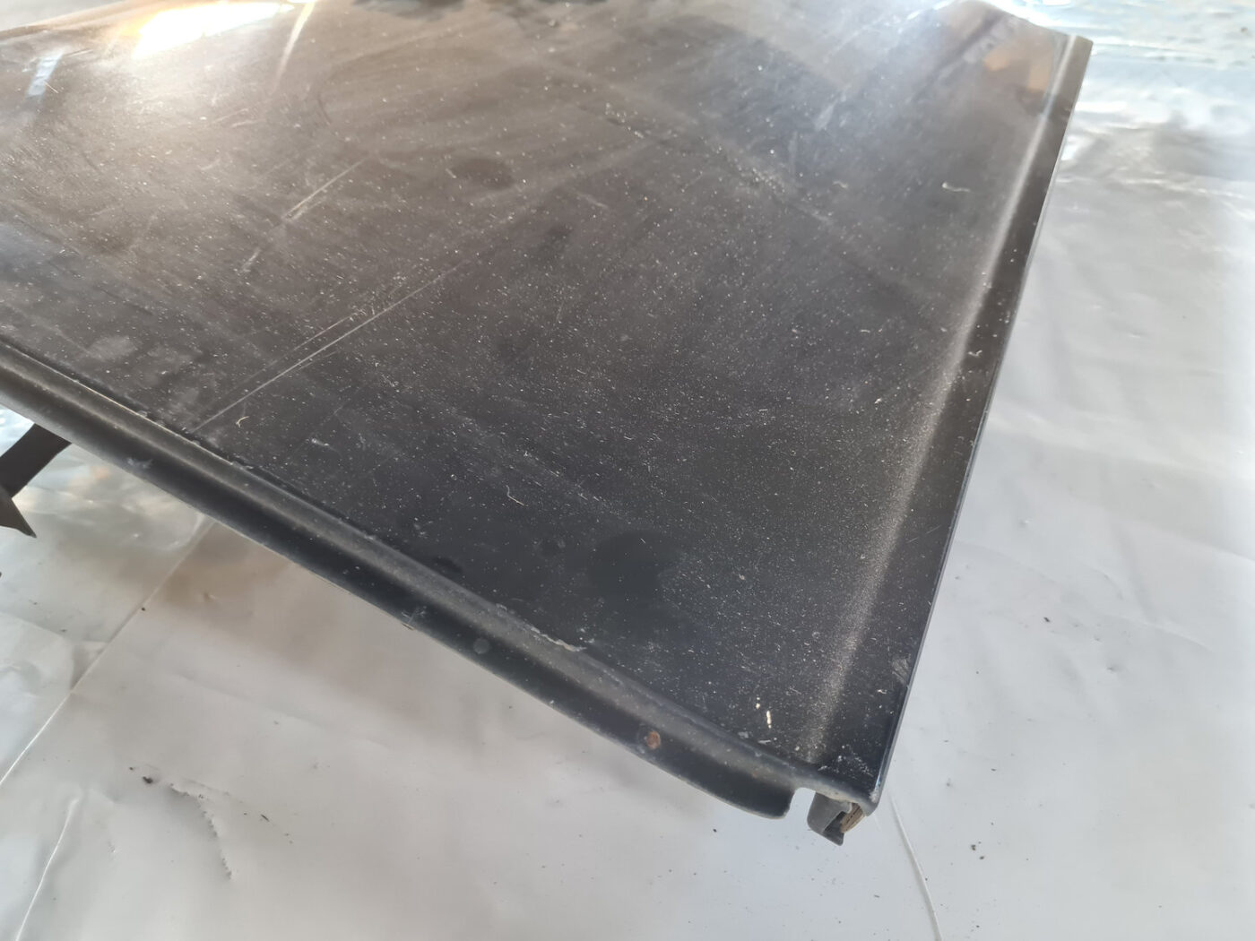 Priekšējās kreisās durvis priekš SAAB 9-3 2009 4 Priekšējās kreisās durvis priekš SAAB 9-3 2009