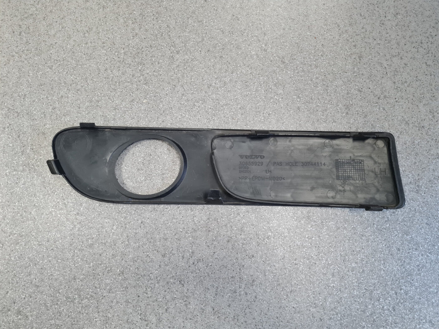 Miglas luktura reste, pa kreisi priekš VOLVO S80 2007 GREY