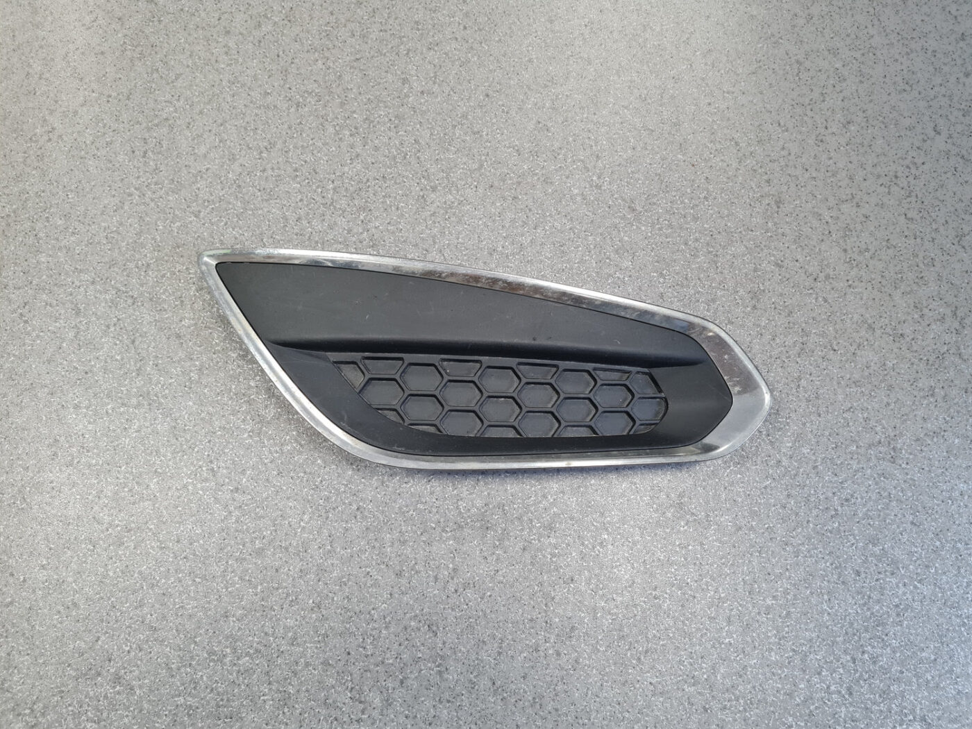 Miglas luktura reste, pa labi priekš VOLVO S60 2011-2013