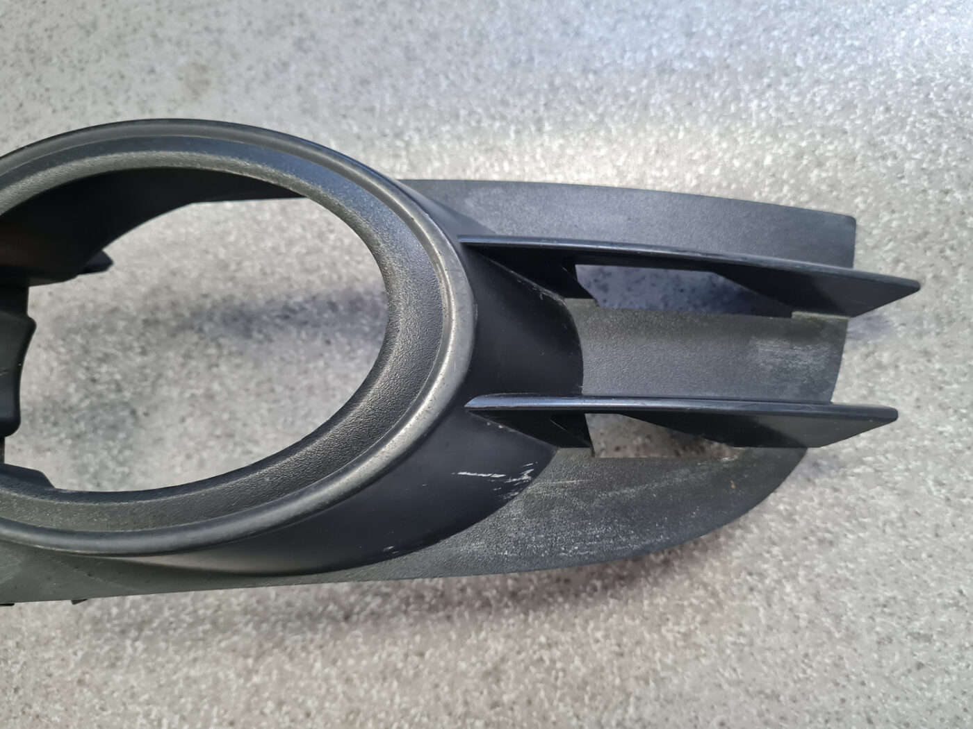 Miglas luktura reste, pa kreisi priekš AUDI A6 AVANT 2006 2 Miglas luktura reste, pa kreisi priekš AUDI A6 AVANT 2006