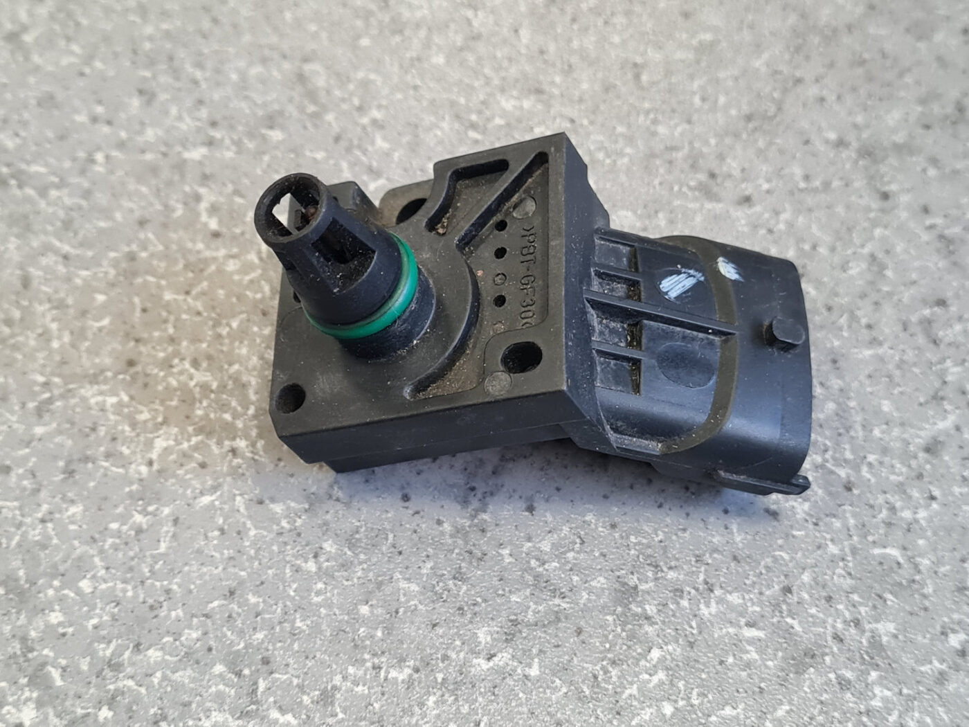 Ieplūdes kolektora spiediena devējs priekš VOLVO XC70 2007