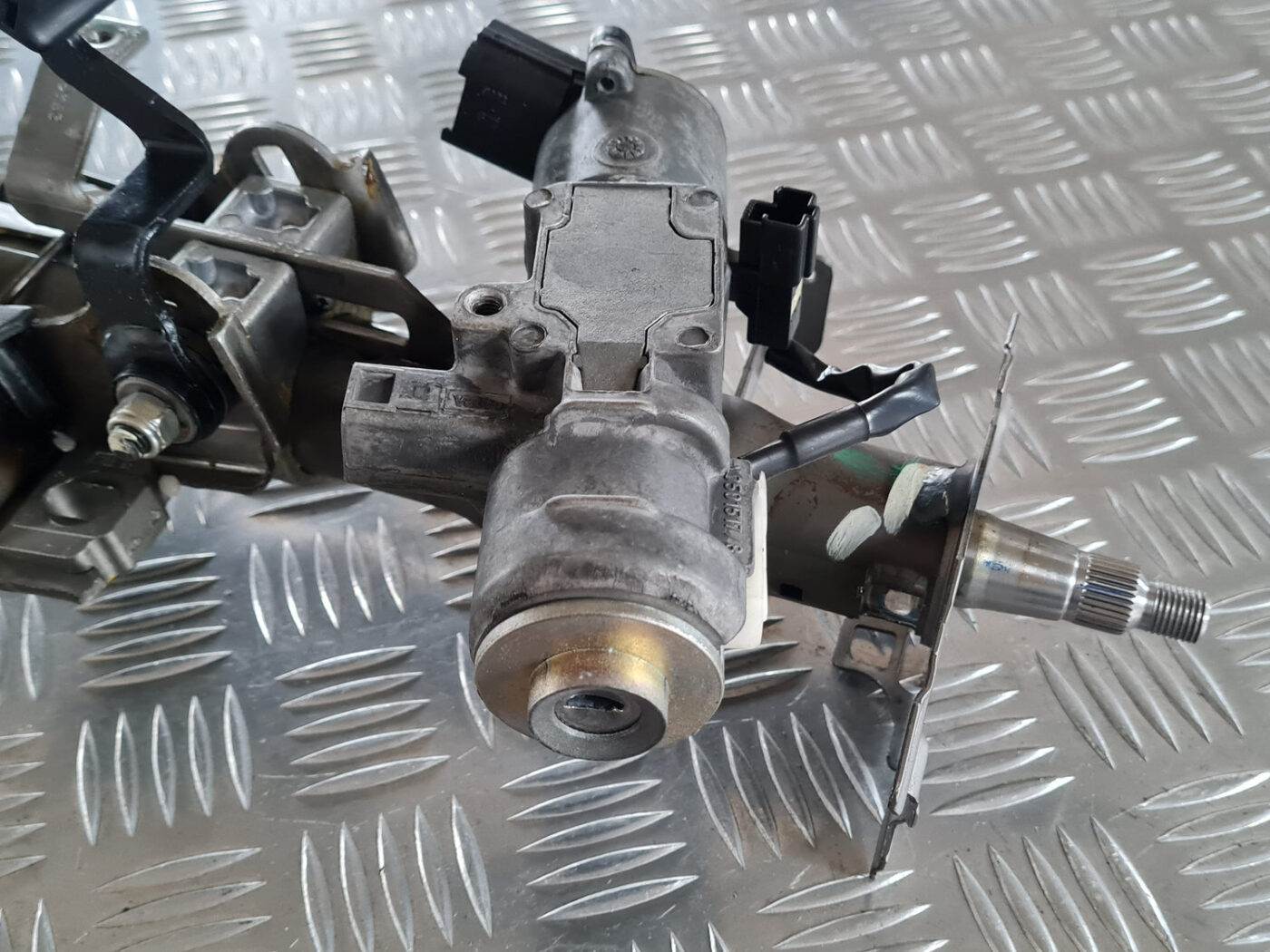 Stūres statne priekš TOYOTA AVENSIS 2007 UNIVERSAL 7 Stūres statne priekš TOYOTA AVENSIS 2007 UNIVERSAL