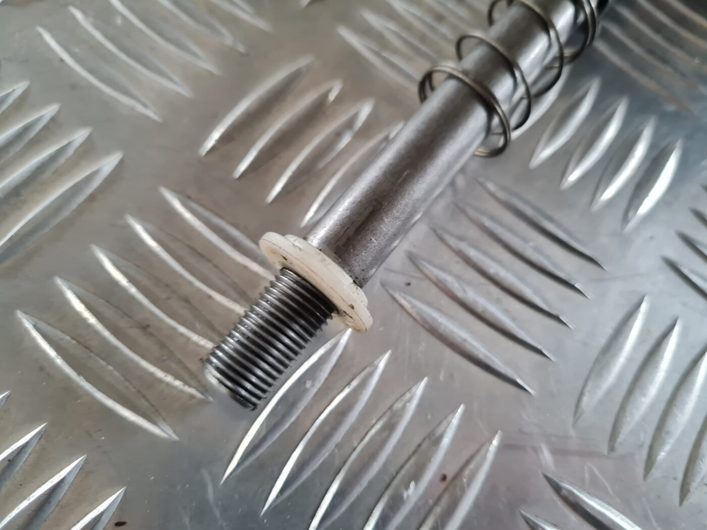 Ātrumu pārslēgšanas slēdzis priekš TOYOTA AVENSIS 2007 UNIVERSAL