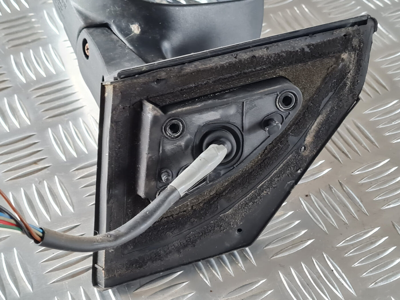 Ārējais spogulis, pa kreisi priekš TOYOTA AVENSIS 2007 UNIVERSAL