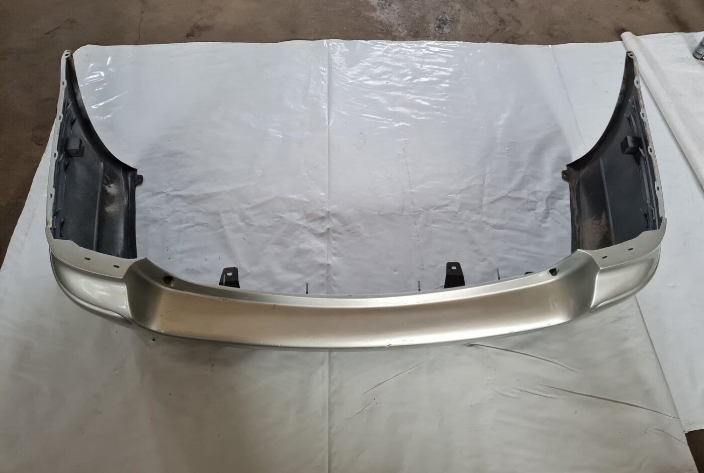 Aizmugures buferis priekš TOYOTA AVENSIS 2007 UNIVERSAL 1 Aizmugures buferis priekš TOYOTA AVENSIS 2007 UNIVERSAL