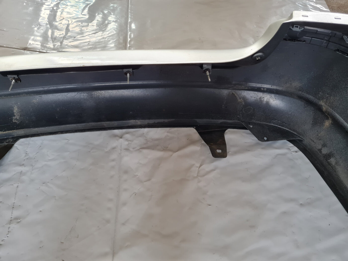 Aizmugures buferis priekš TOYOTA AVENSIS 2007 UNIVERSAL 8 Aizmugures buferis priekš TOYOTA AVENSIS 2007 UNIVERSAL