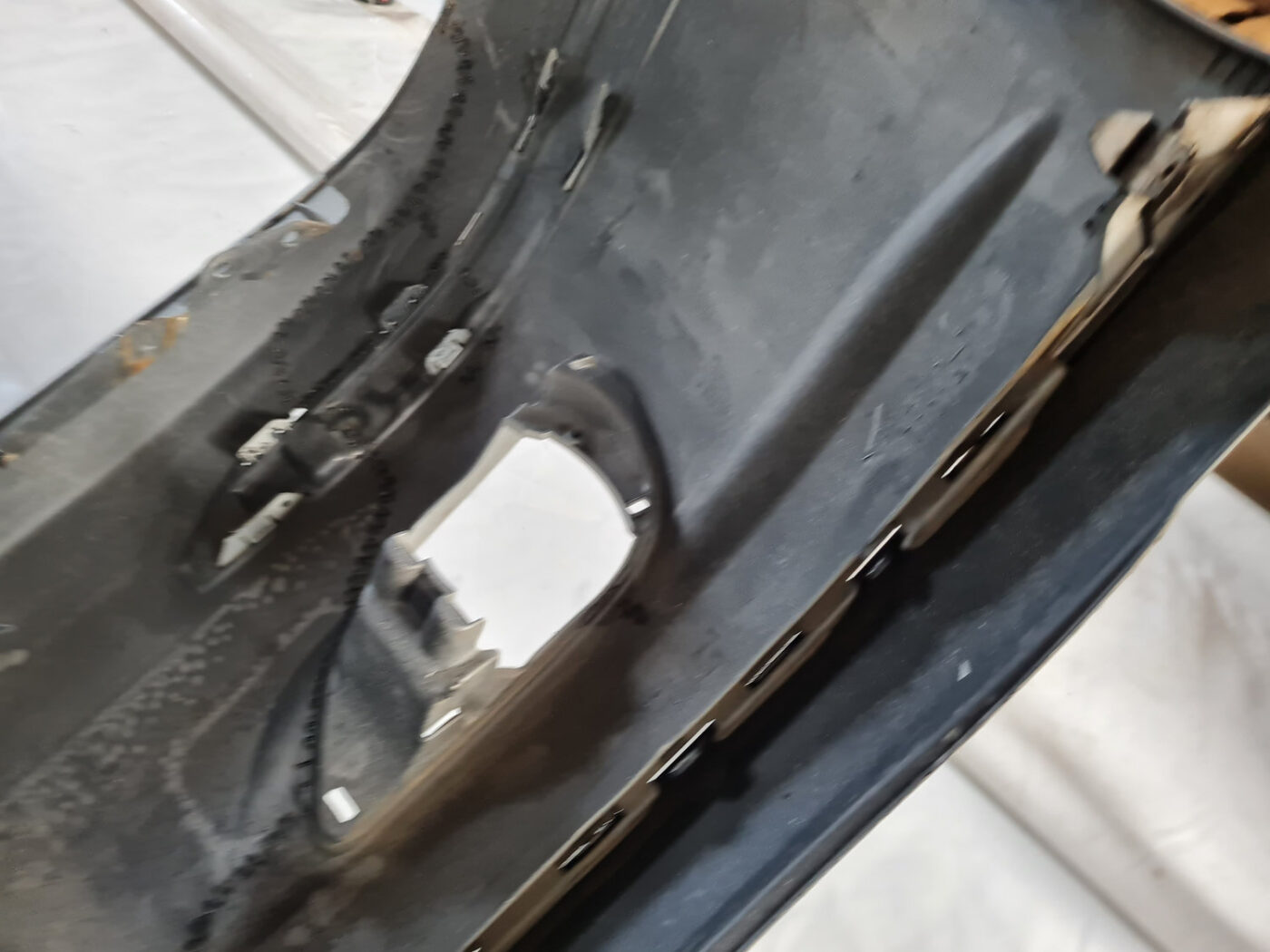 Priekšējais buferis priekš TOYOTA AVENSIS 2007 UNIVERSAL 7 Priekšējais buferis priekš TOYOTA AVENSIS 2007 UNIVERSAL