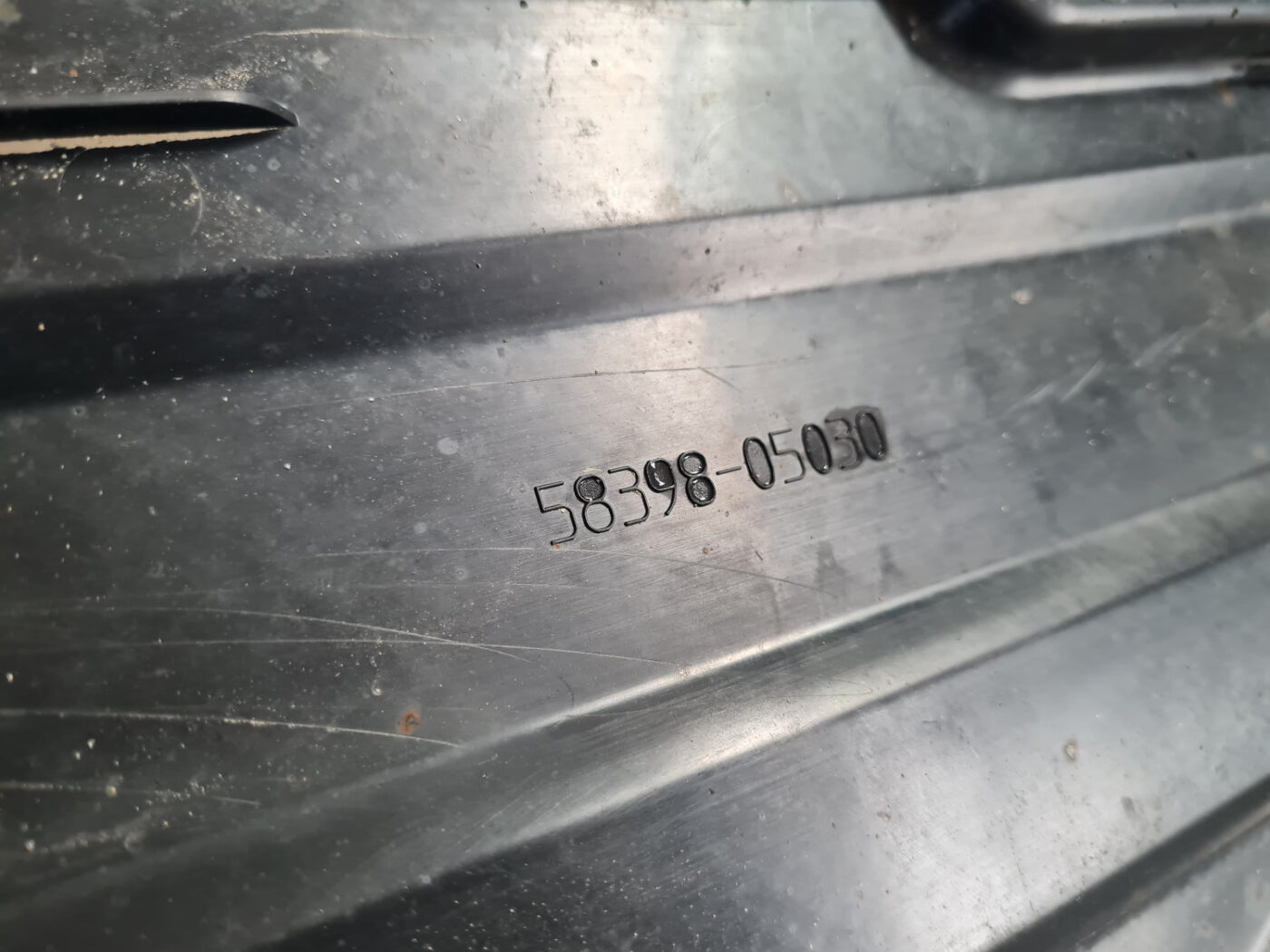 Aizmugurēja bufera aizsargs priekš TOYOTA AVENSIS 2007 UNIVERSAL