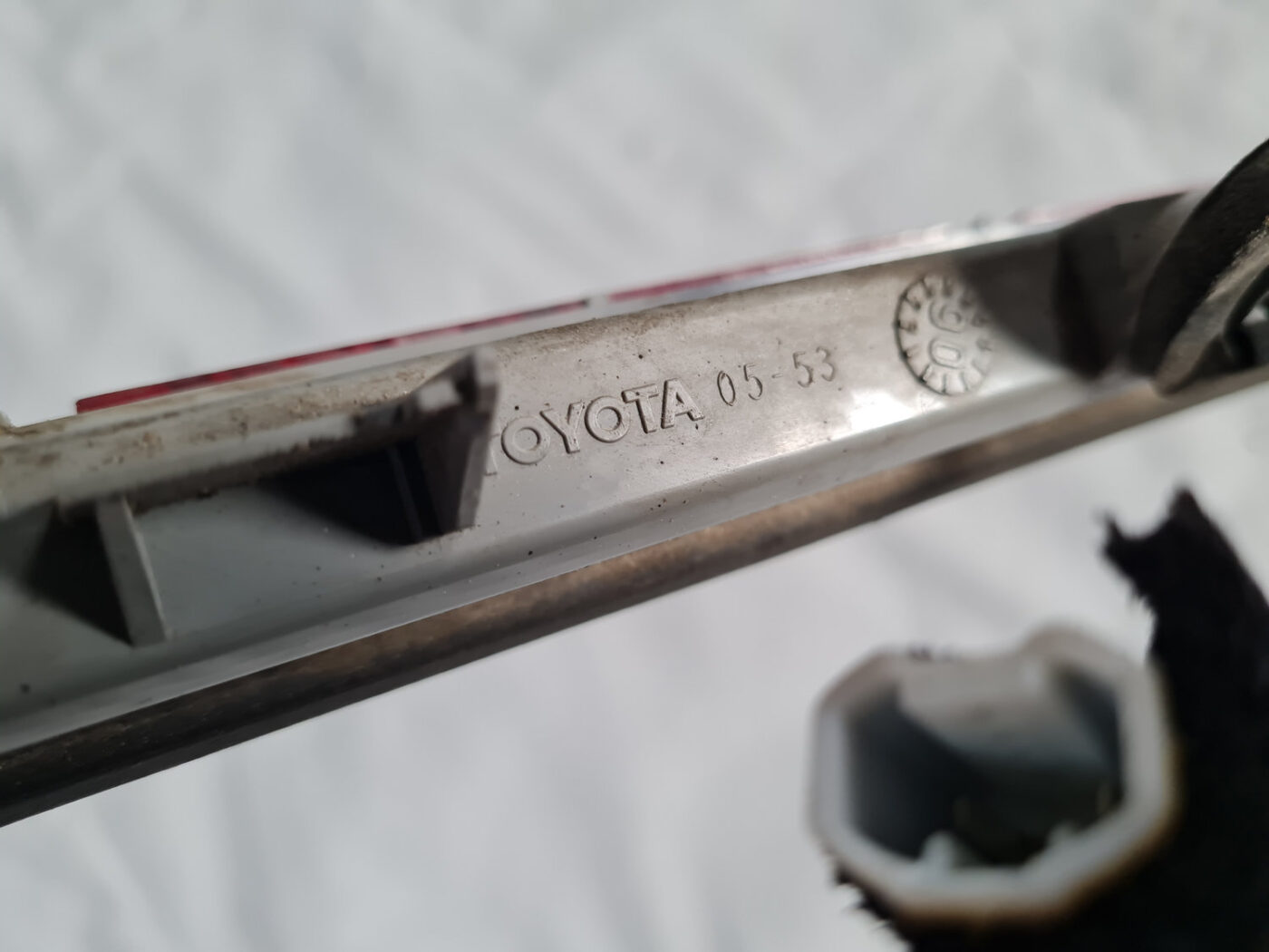 Stop signāls priekš TOYOTA AVENSIS 2007 UNIVERSAL