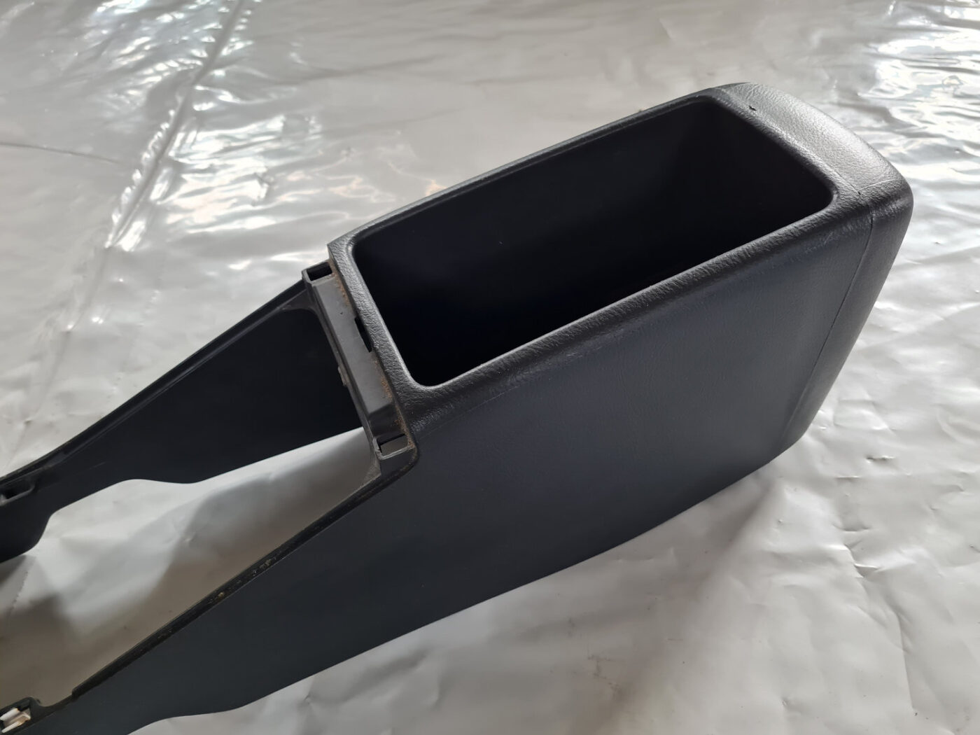 Centrālās konsoles apdares lielākā daļa priekš TOYOTA AVENSIS 2007 UNIVERSAL