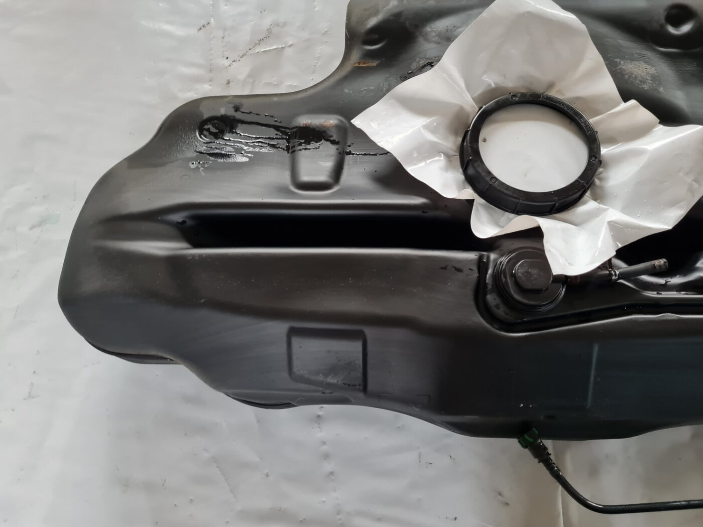 Degvielas tvertne priekš TOYOTA AVENSIS 2007 UNIVERSAL