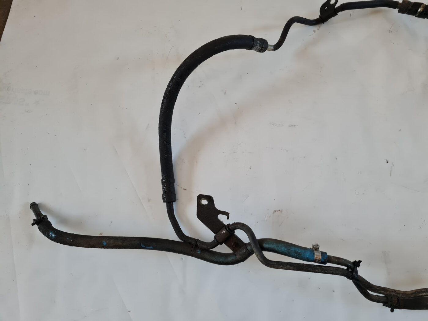 Hidrauliska pastiprinātāja caurule priekš TOYOTA AVENSIS 2007 UNIVERSAL 4 Hidrauliska pastiprinātāja caurule priekš TOYOTA AVENSIS 2007 UNIVERSAL