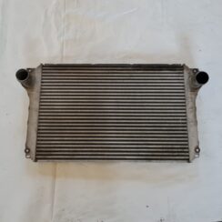 Interkūleris priekš TOYOTA AVENSIS 2007 UNIVERSAL