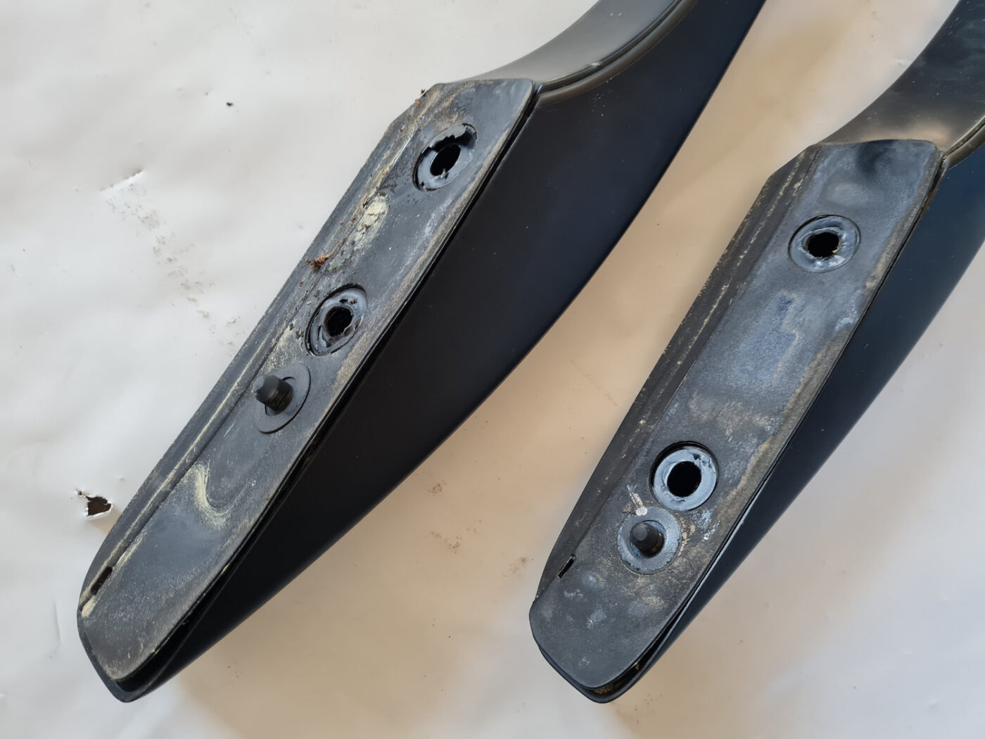 Jumta reliņi priekš TOYOTA AVENSIS 2007 UNIVERSAL