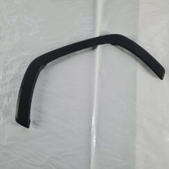 Priekšēja spārna uzlika/moldings priekš TOYOTA RAV4 2019-2024