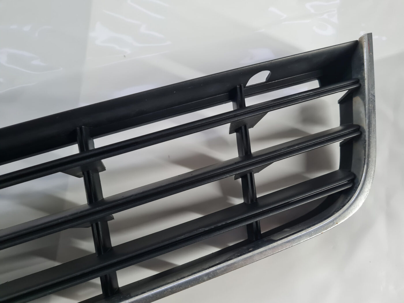 Bufera reste priekš VW PASSAT B6 2006 ANGL. UNIVERSAL