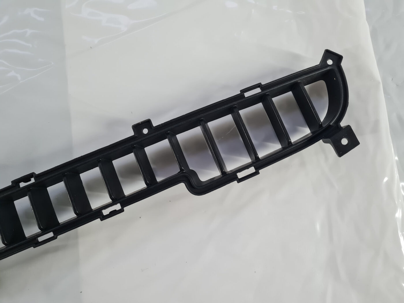 Bufera reste priekš KIA SORENTO 2004-2008 9 Bufera reste priekš KIA SORENTO 2004-2008