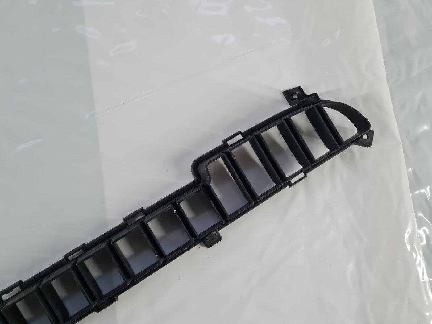 Bufera reste priekš KIA SORENTO 2004-2008 8 Bufera reste priekš KIA SORENTO 2004-2008