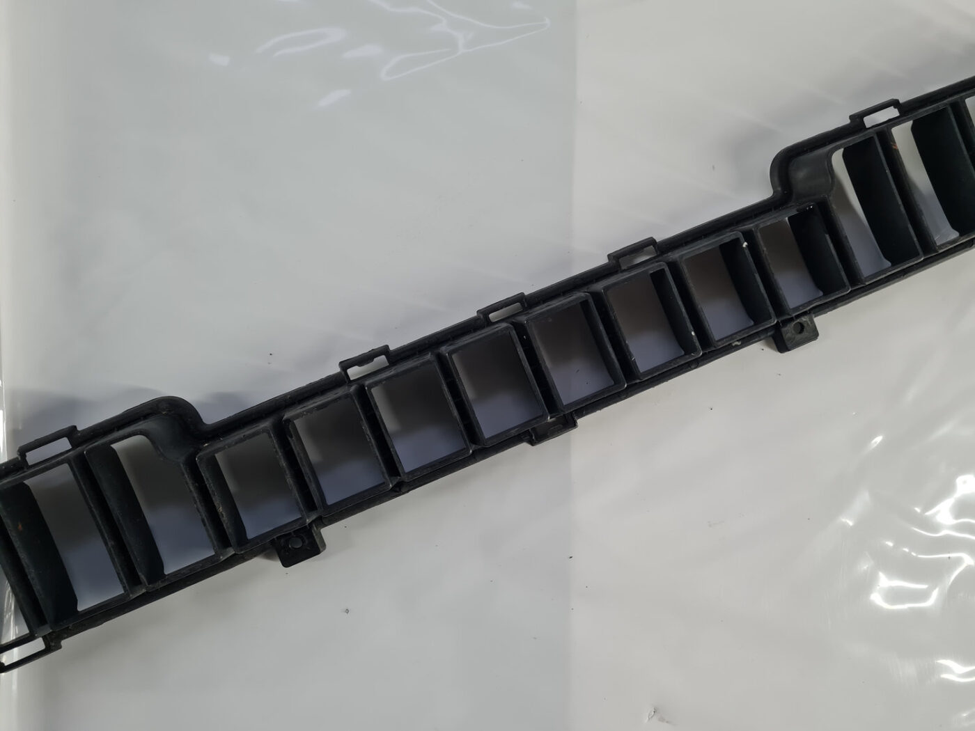 Bufera reste priekš KIA SORENTO 2004-2008 7 Bufera reste priekš KIA SORENTO 2004-2008