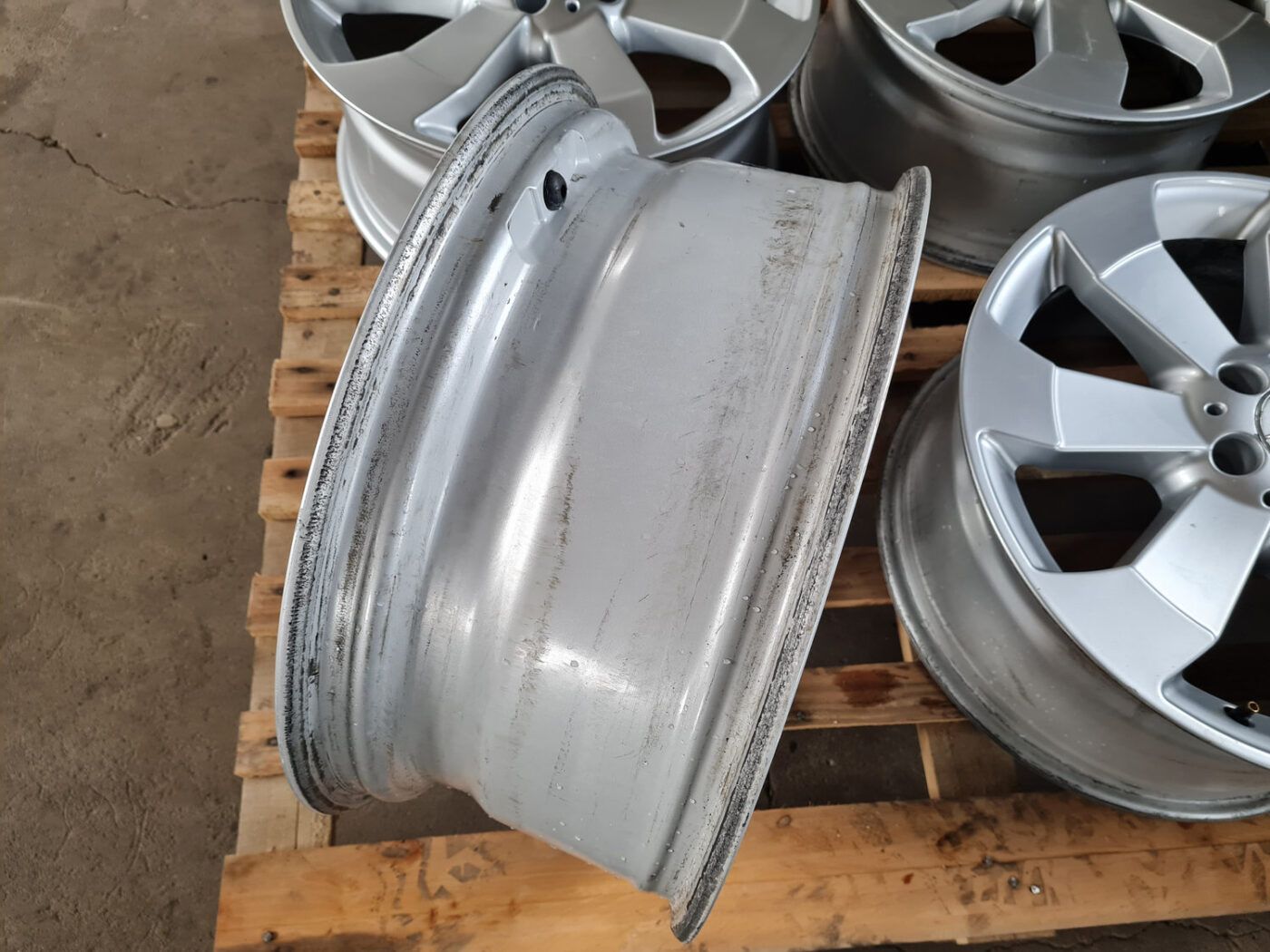 Lietie diski - vieglmetāla (kpl) priekš MERCEDES BENZ ML280 2008 OBSIDIAN BLACK 12 Lietie diski - vieglmetāla (kpl) priekš MERCEDES BENZ ML280 2008 OBSIDIAN BLACK