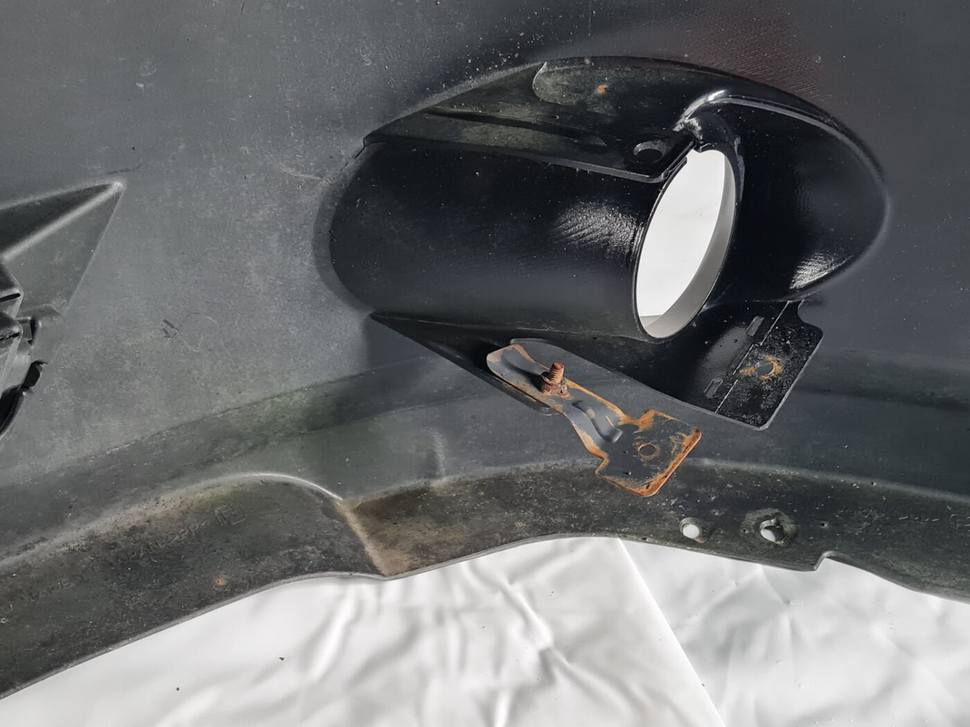 Priekšējais buferis priekš SUBARU IMPREZA 2007-2011 12 Priekšējais buferis priekš SUBARU IMPREZA 2007-2011