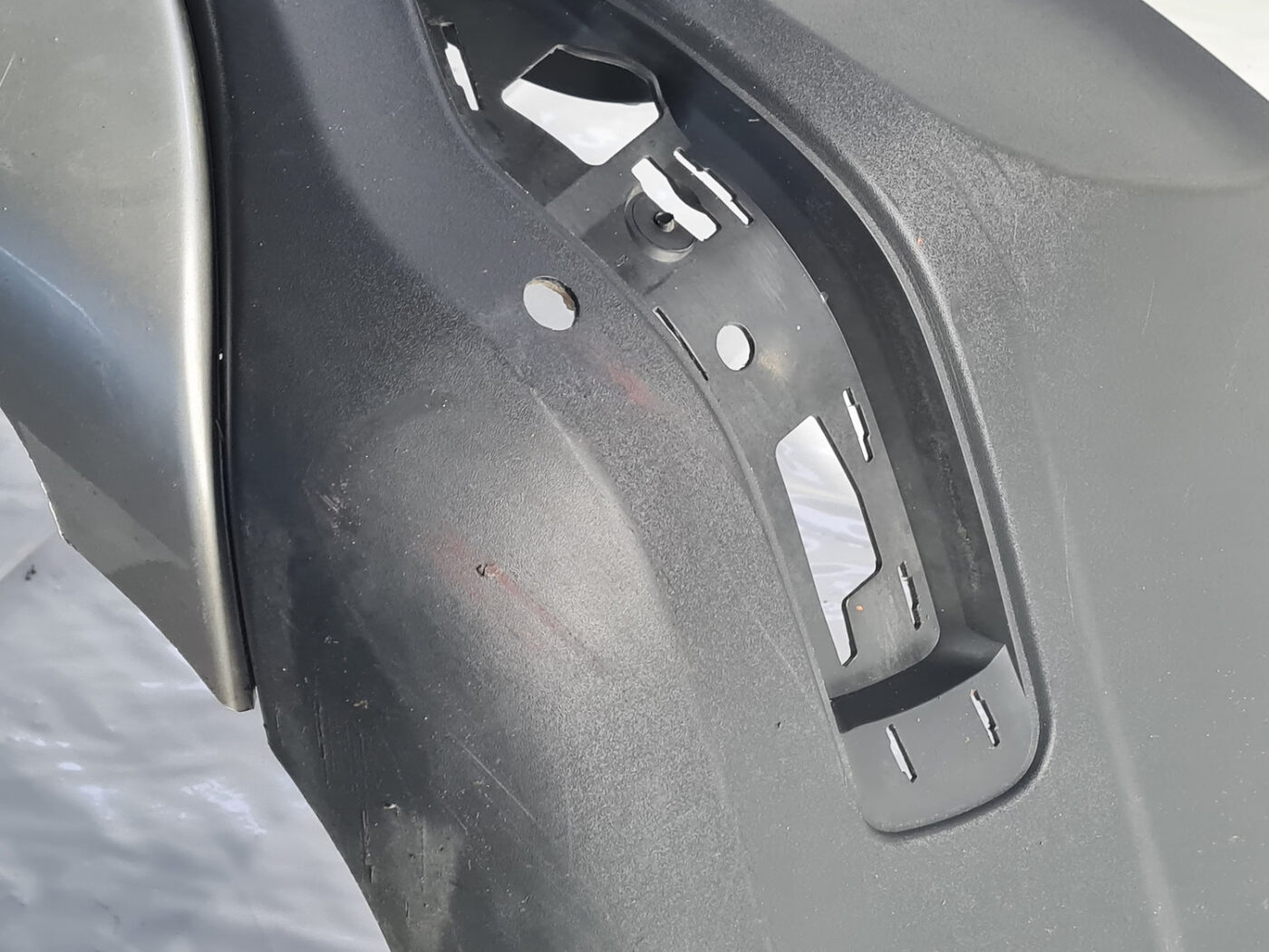 Aizmugures buferis priekš VOLVO XC70 2007 25 Aizmugures buferis priekš VOLVO XC70 2007