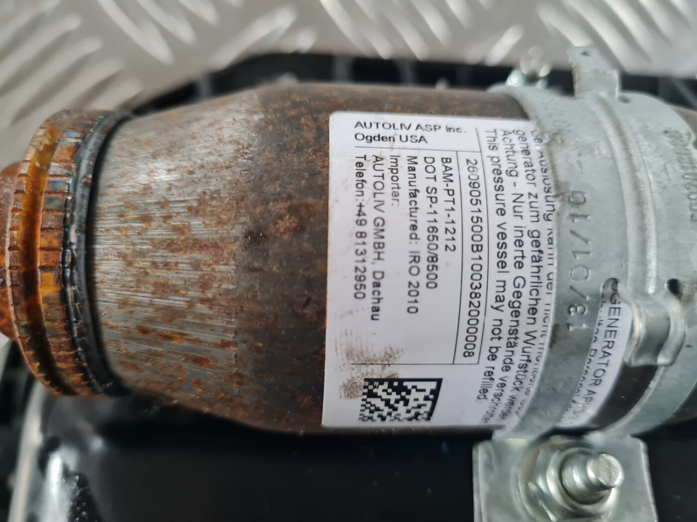 Mērinstrumentu paneļa drošības spilvens priekš OPEL INSIGNIA 2010 3 Mērinstrumentu paneļa drošības spilvens priekš OPEL INSIGNIA 2010