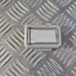 Apgaismojums bagažnieka nodalījuma priekš OPEL INSIGNIA 2010