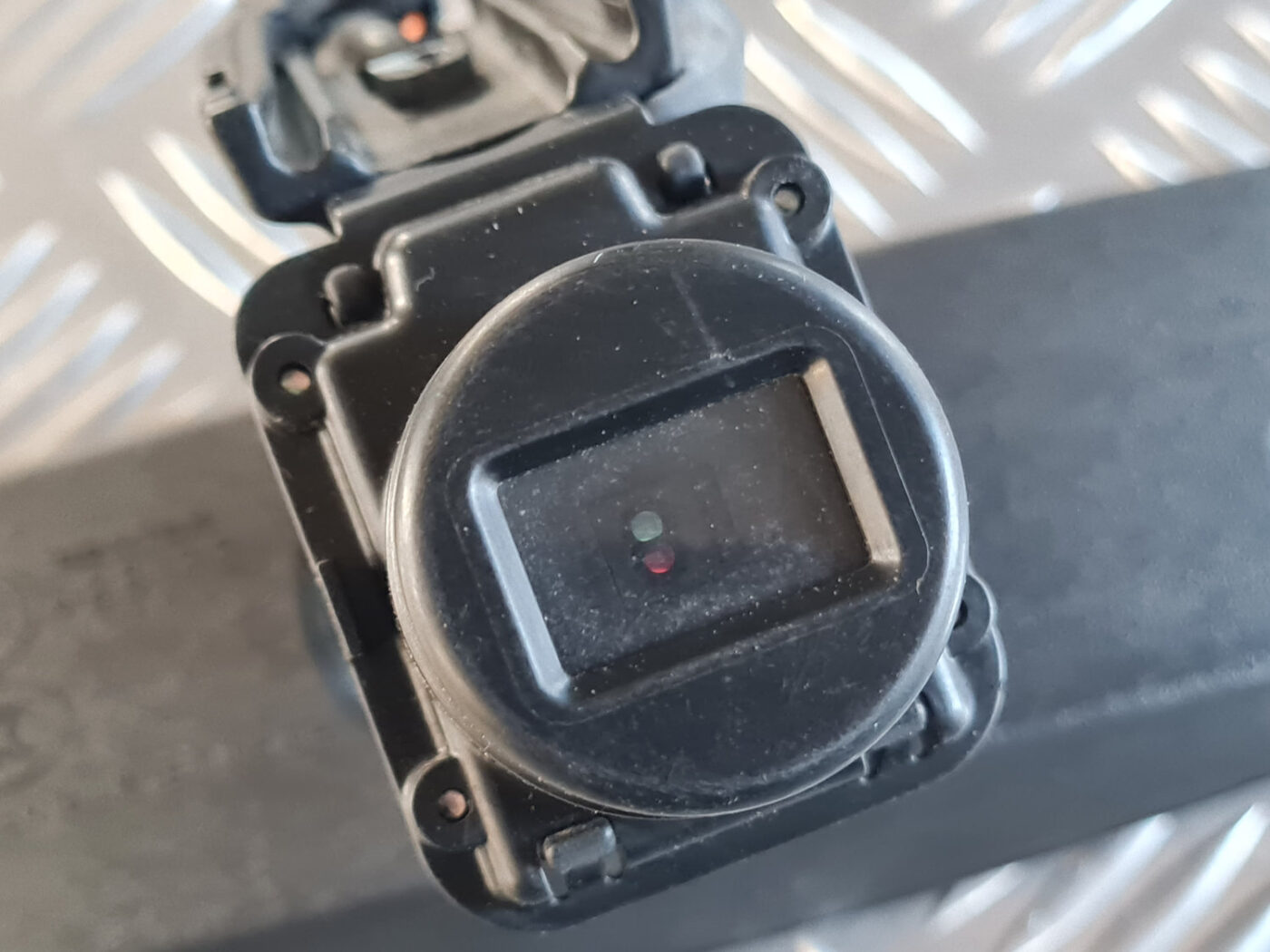 Salona atpakaļskata spogulis priekš OPEL INSIGNIA 2010 6 Salona atpakaļskata spogulis priekš OPEL INSIGNIA 2010